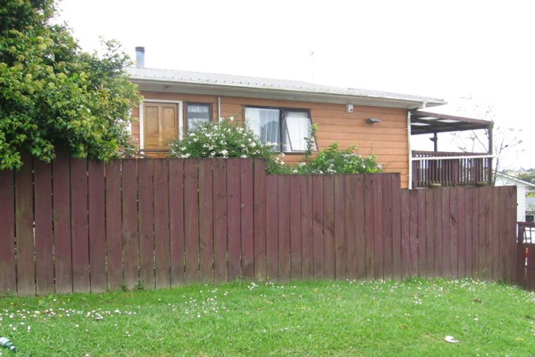 Photo of property in 211a Glengarry Road, Glen Eden, Auckland, 0602