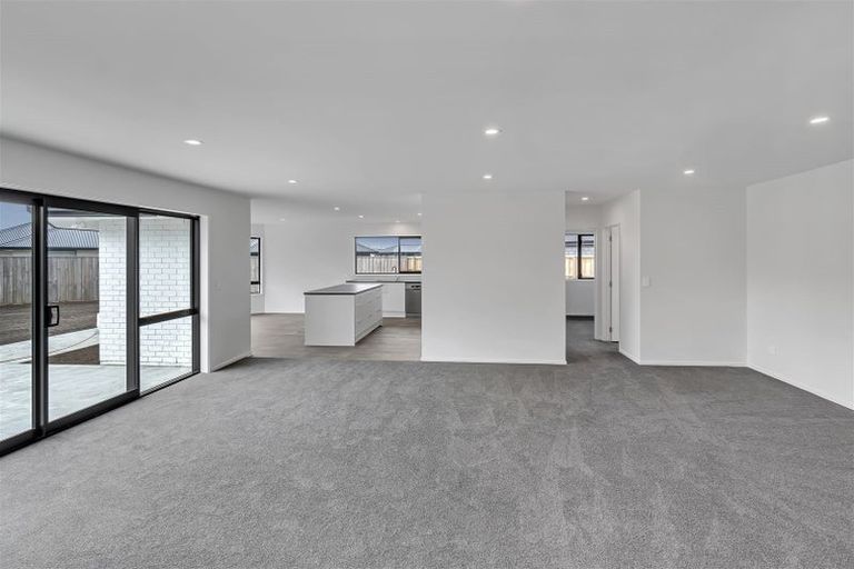 Photo of property in 19 Silverstone Loop, Rolleston, 7615