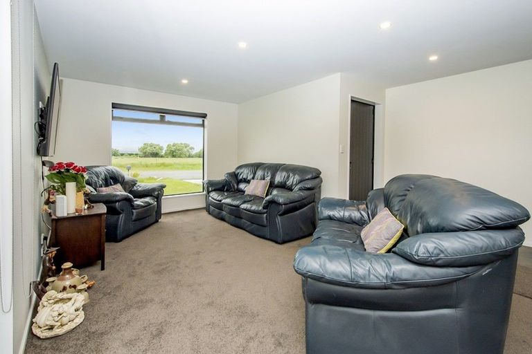 Photo of property in 24 Regent Street, Springfield, 7681