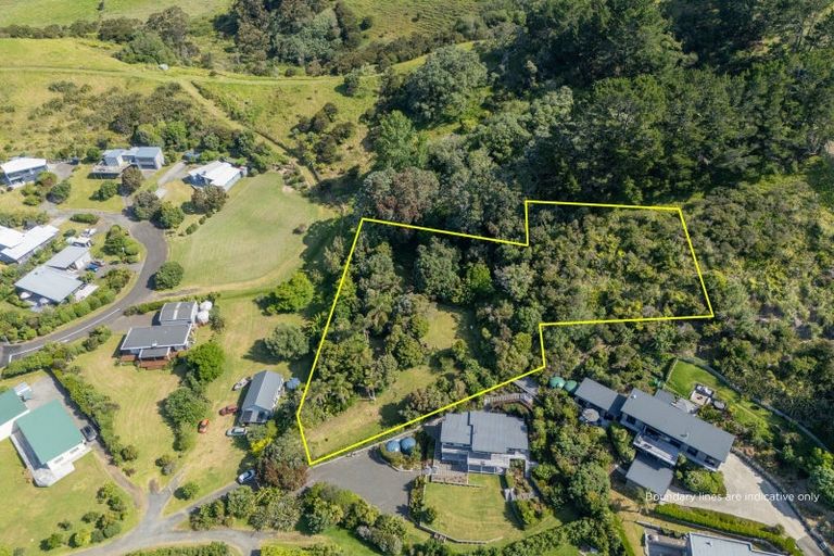 Photo of property in 16 Kawhero Drive, Kuaotunu, Whitianga, 3592