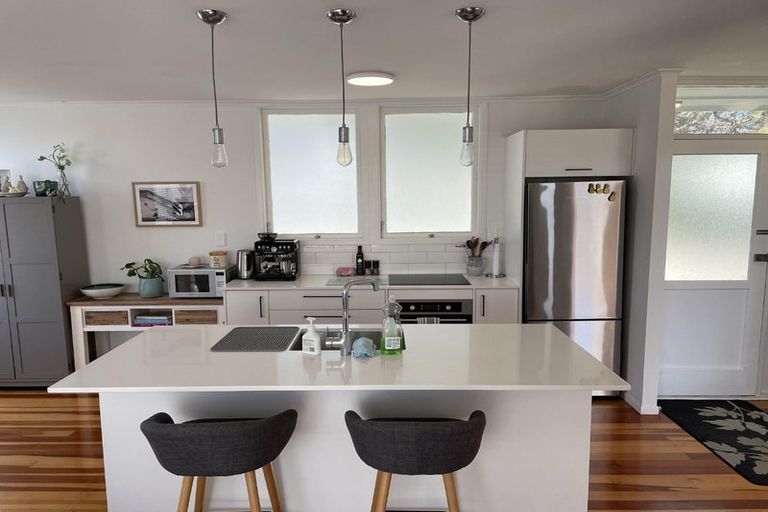 Photo of property in 258 Birkdale Road, Birkdale, Auckland, 0626