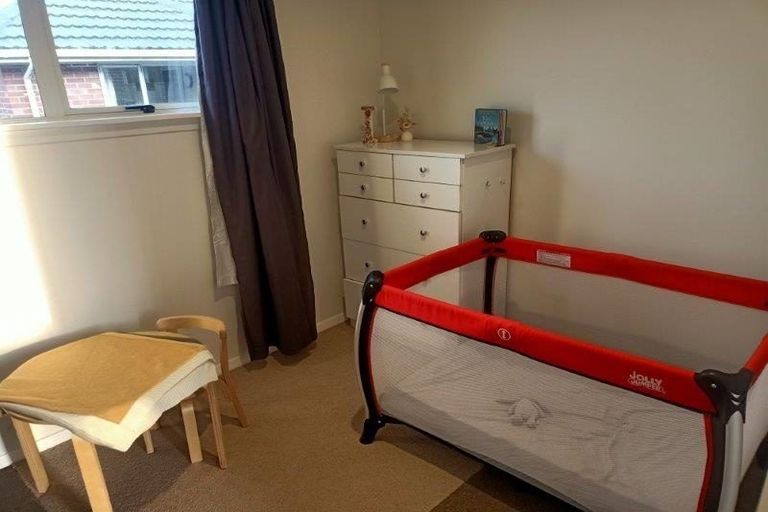 Photo of property in 11 Kendal Avenue, Burnside, Christchurch, 8053