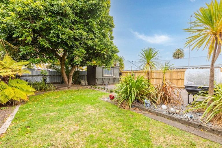 Photo of property in 57 Wellesley Road, Napier South, Napier, 4110