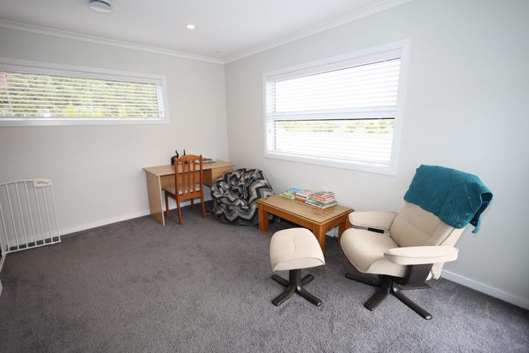 Photo of property in 5 Furl Close, Pyes Pa, Tauranga, 3112