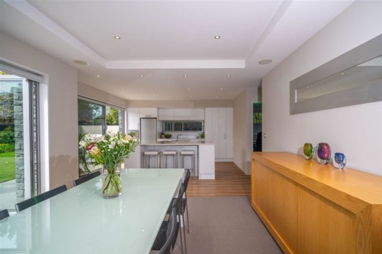 Photo of property in 8 Sovereign Gardens, Halswell, Christchurch, 8025