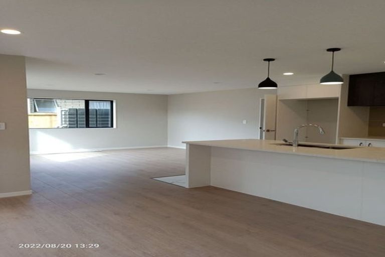Photo of property in 147b Pigeon Mountain Road, Half Moon Bay, Auckland, 2012