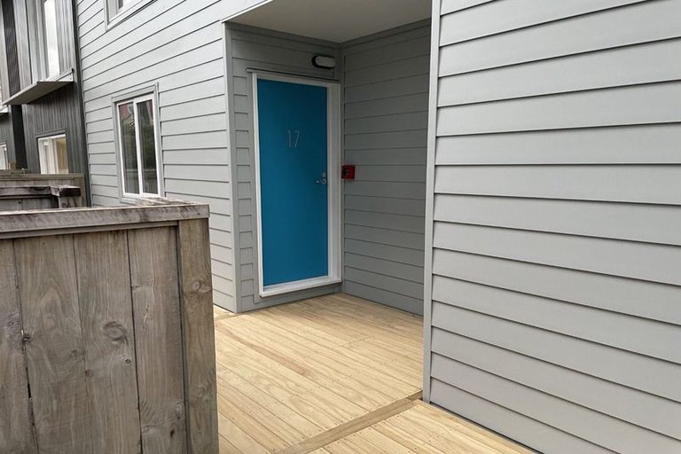 Photo of property in 17/3 Kelvin Grove, Te Aro, Wellington, 6011