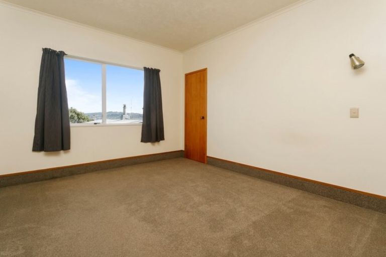 Photo of property in 2/16 Puriri Street, Hilltop, Taupo, 3330