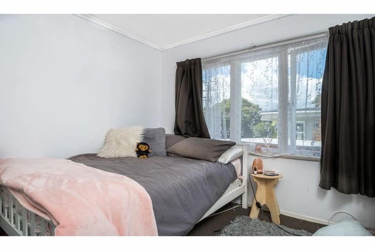 Photo of property in 8 Oraha Road, Huapai, Kumeu, 0810