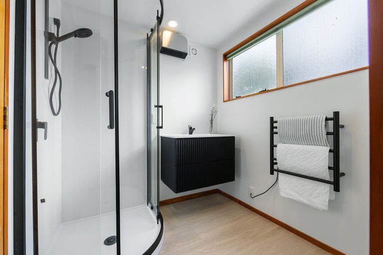 Photo of property in 2/118 Centaurus Road, Huntsbury, Christchurch, 8022