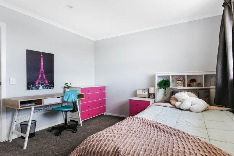 Photo of property in 34 Farrier Street, Papamoa, 3118