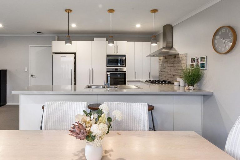 Photo of property in 15 Ian Place, Waihi Beach, 3611