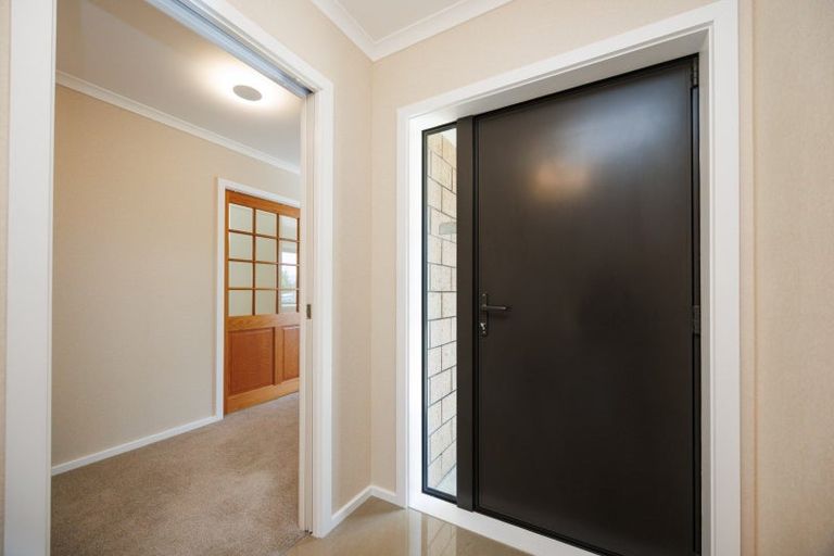 Photo of property in 18 Thomson Street, West End, Palmerston North, 4412
