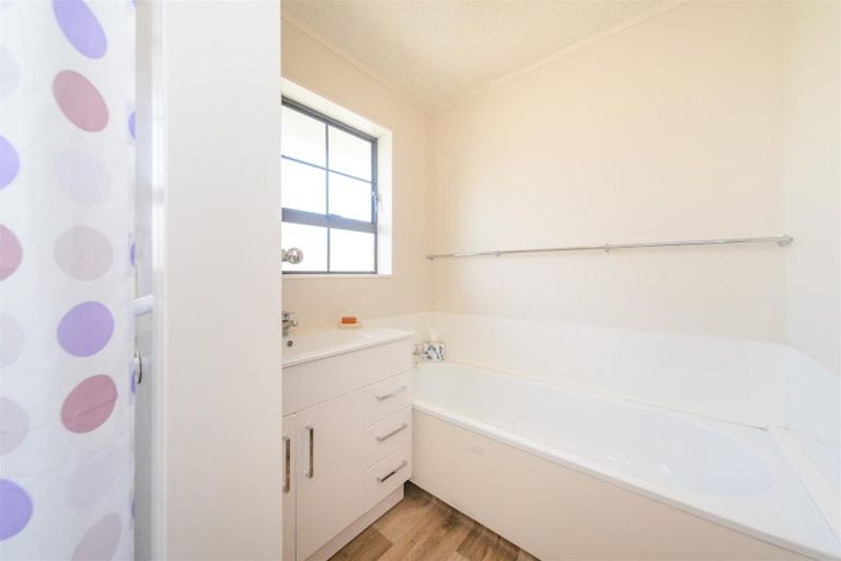 Photo of property in 153a High Street, Bulls, 4818