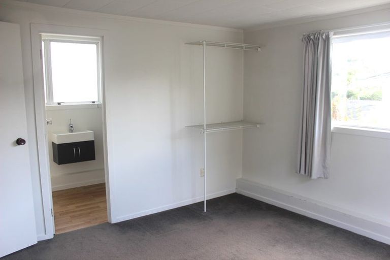 Photo of property in 33 Morton Avenue, Forrest Hill, Auckland, 0620