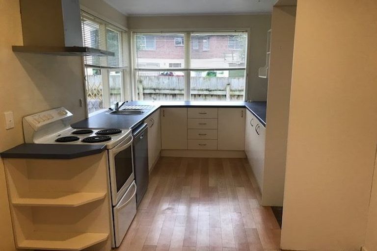 Photo of property in 10 Bacot Place, Howick, Auckland, 2014