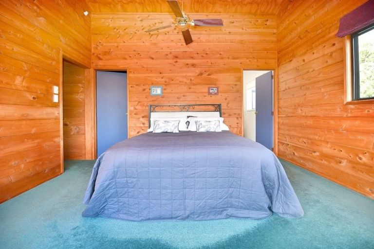 Photo of property in 68 Mahurangi West Road, Puhoi, Warkworth, 0983