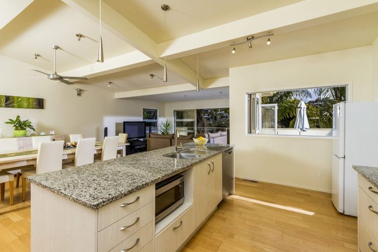 Photo of property in 93 Stredwick Drive, Torbay, Auckland, 0630