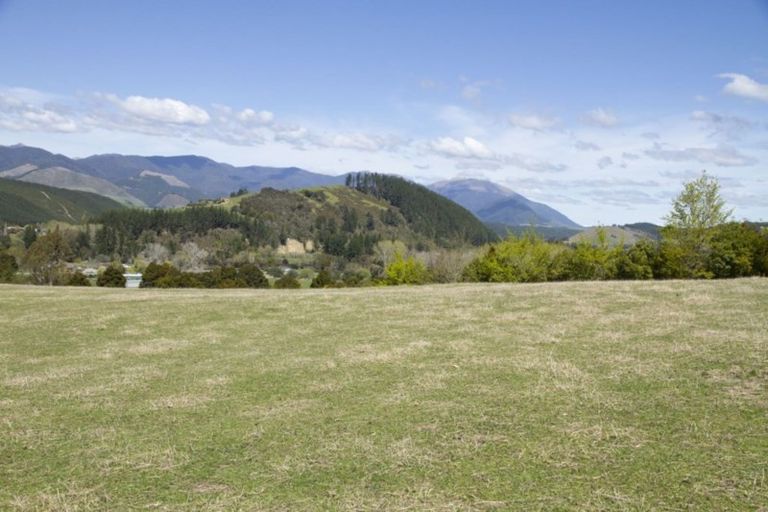 Photo of property in 58 Foxhill Cemetery Road, Foxhill, Wakefield, 7095