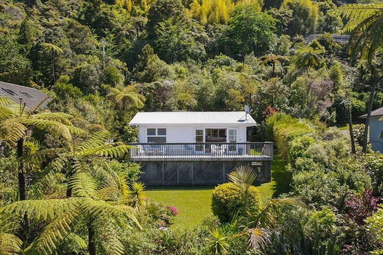 Photo of property in 53 Spencer Road, Lake Tarawera, Rotorua, 3076