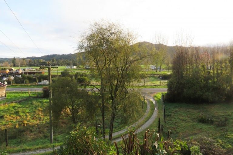 Photo of property in 29 Hattie Street, Reefton, 7830