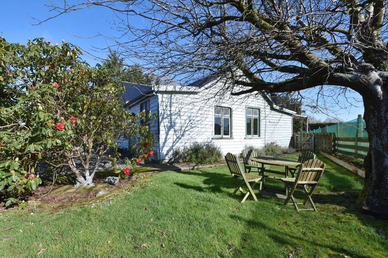 Photo of property in 96 Ryal Bush Wallacetown Road, Ryal Bush, Invercargill, 9876