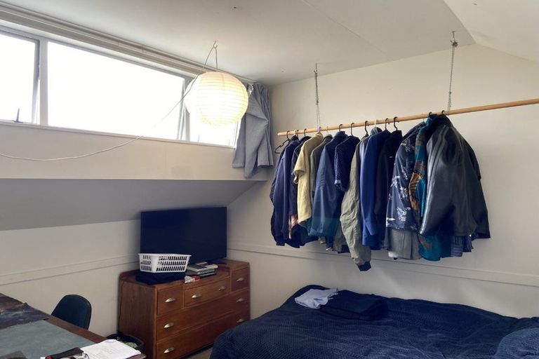 Photo of property in 125 Wallace Street, Mount Cook, Wellington, 6021