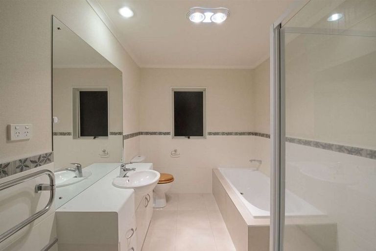 Photo of property in 88 Jeffs Road, Flat Bush, Auckland, 2016