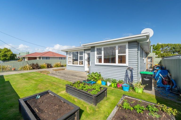 Photo of property in 15 Mcquarrie Street, Kingswell, Invercargill, 9812