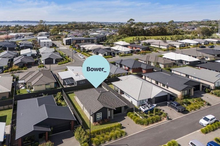 Photo of property in 20 Pioneer Crescent, Omokoroa, 3114