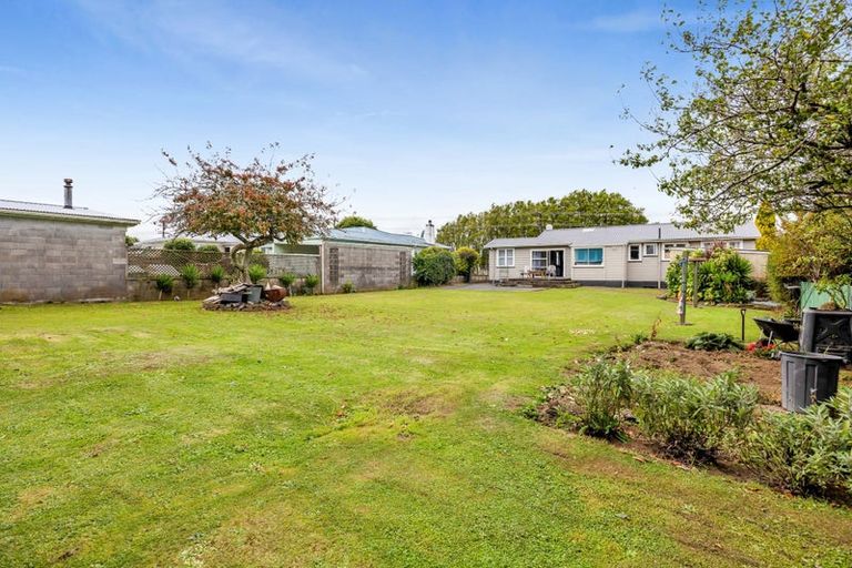 Photo of property in 55 Collingwood Street, Eltham, 4322