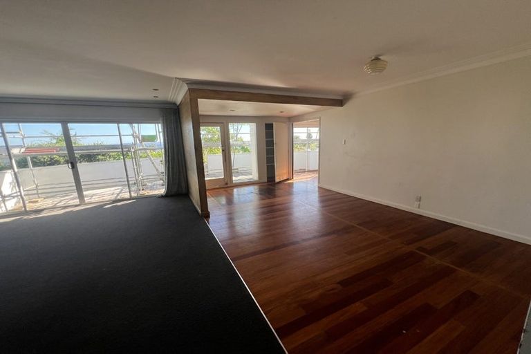 Photo of property in 79 Pacific Parade, Army Bay, Whangaparaoa, 0930