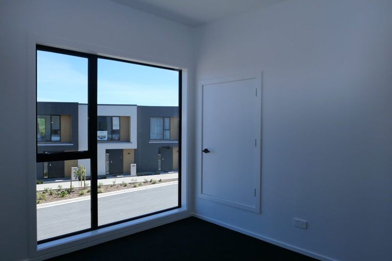 Photo of property in 27/10 Trieste Way, Paraparaumu, 5032
