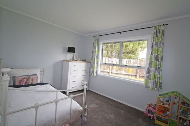 Photo of property in 16b Trimble Place, Bell Block, New Plymouth, 4312