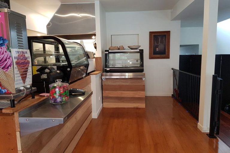 Photo of property in 3 Oakura Road, Oakura, Hikurangi, 0184