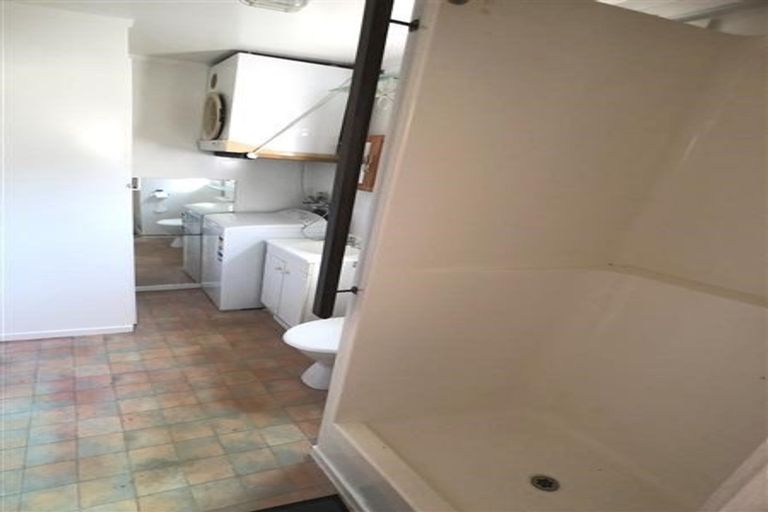 Photo of property in 1/41 Glamorgan Drive, Torbay, Auckland, 0630