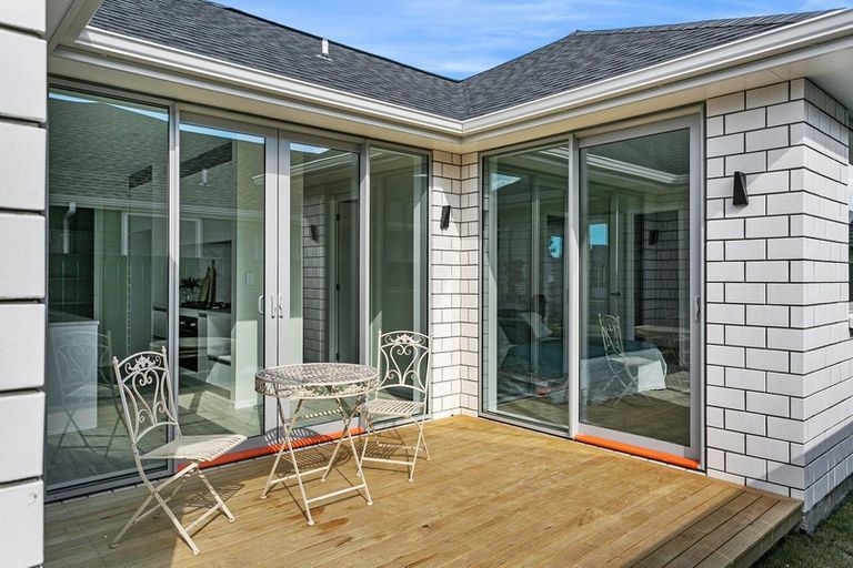 Photo of property in 39 Carnation Court, Cambridge, 3434