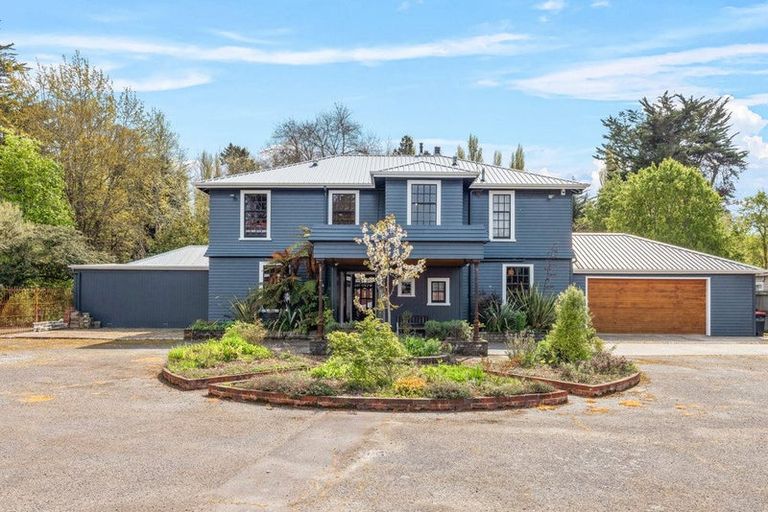 Photo of property in 35 Kainga Road, Kainga, Christchurch, 8083