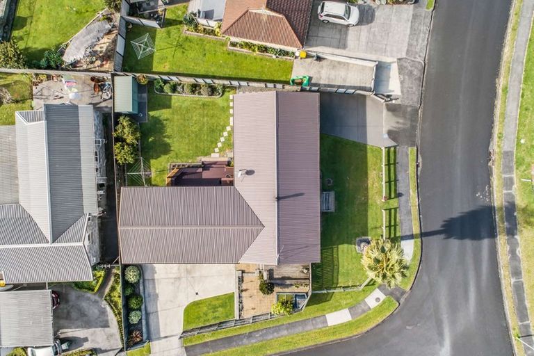 Photo of property in 14 Harbour Crest Drive, Waiuku, 2123