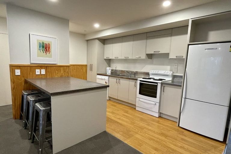 Photo of property in 11 Athol Terrace, Upper Riccarton, Christchurch, 8041