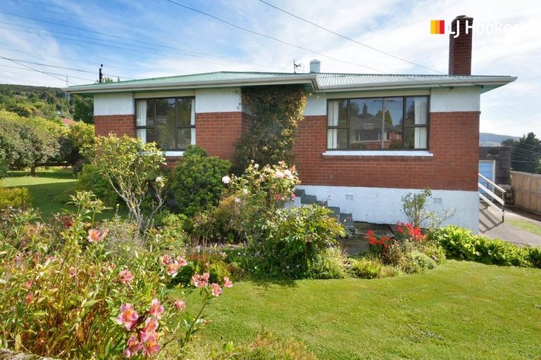 Photo of property in 18 Balmain Street, Halfway Bush, Dunedin, 9010