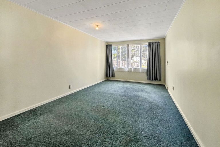 Photo of property in 3 Norris Grove, Taita, Lower Hutt, 5011