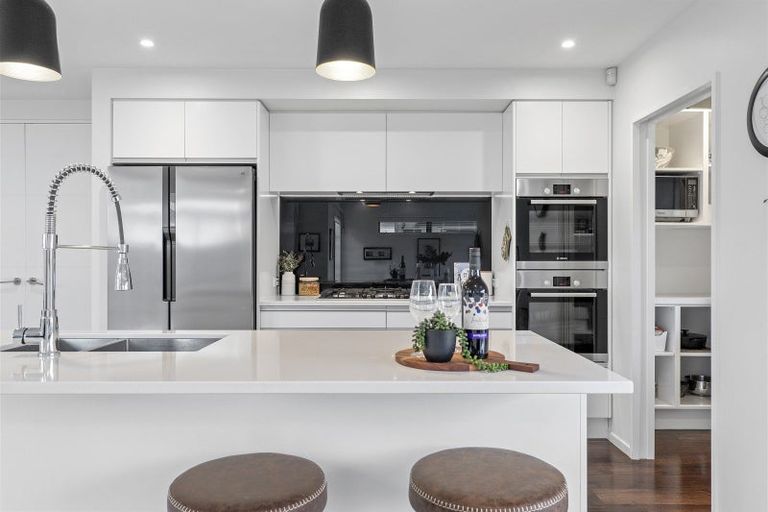 Photo of property in 16 Whitnall Street, Halswell, Christchurch, 8025