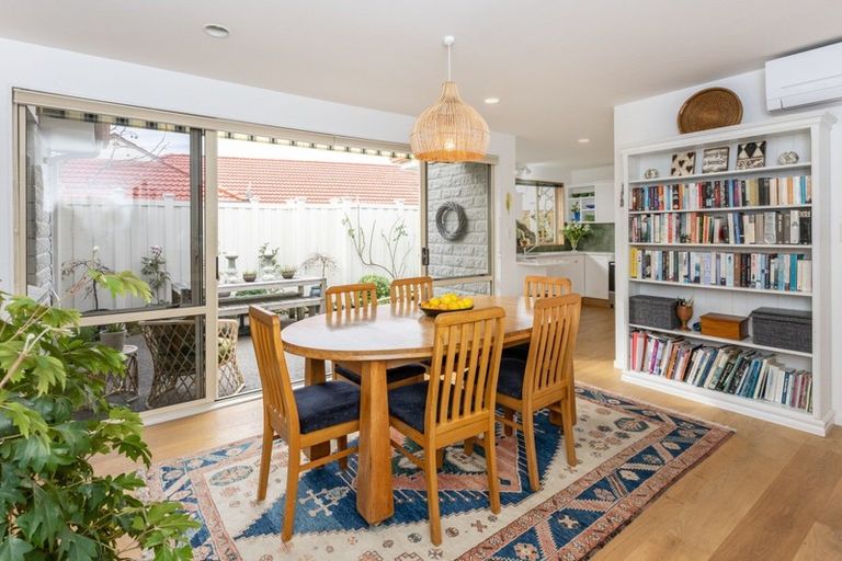 Photo of property in 8a Mchardy Street, Havelock North, 4130