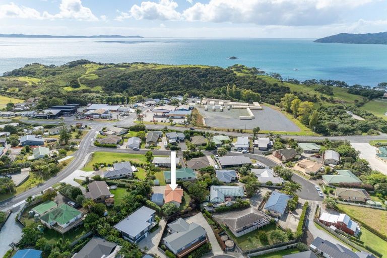Photo of property in 12 Cable Bay Block Road, Cable Bay, 0420
