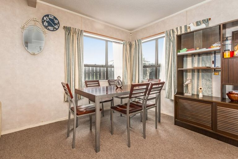 Photo of property in 2/160 Shirley Road, Papatoetoe, Auckland, 2025