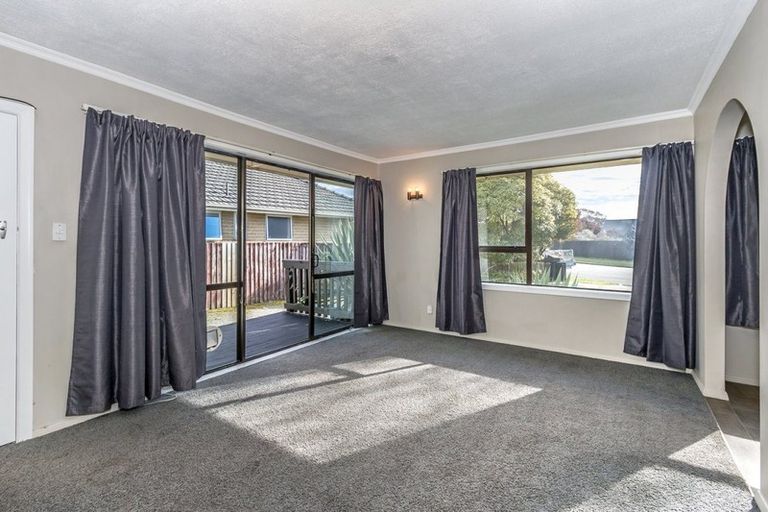 Photo of property in 17 Cottonwood Street, Parklands, Christchurch, 8083