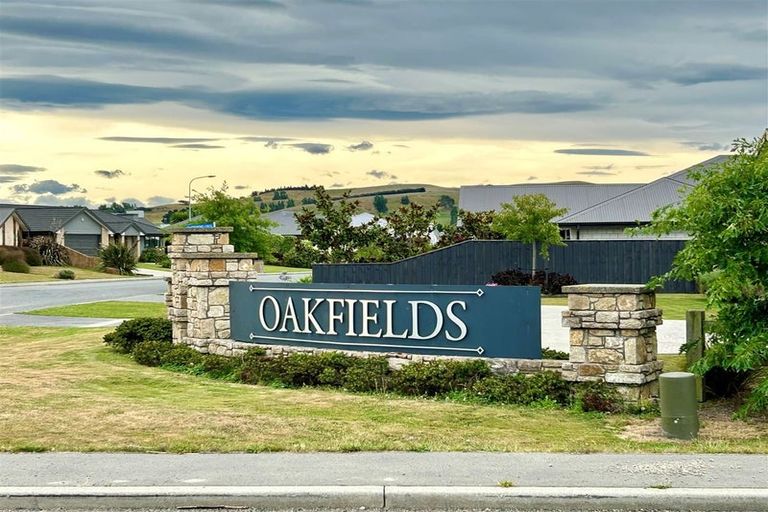 Photo of property in 52 Hilton Drive, Amberley, 7410