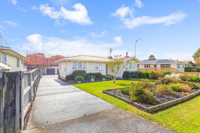 Photo of property in 44 Jillian Drive, Ranui, Auckland, 0612