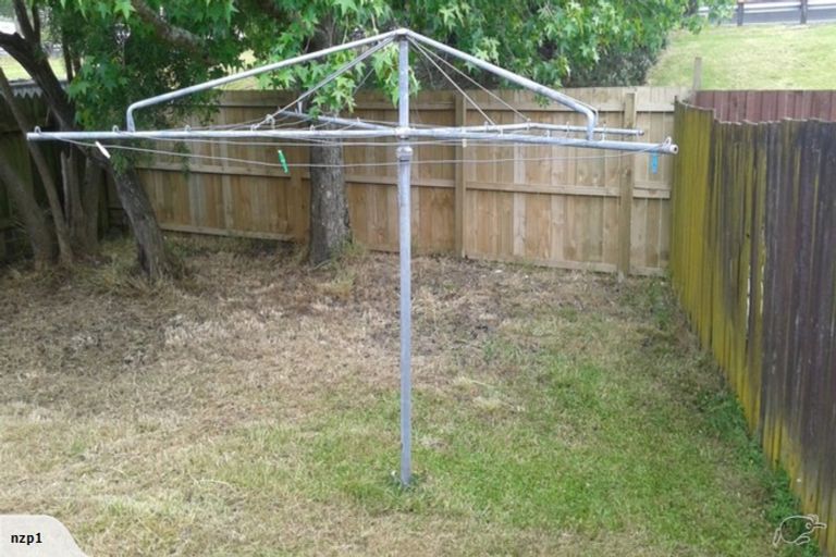 Photo of property in 3/40 Latham Avenue, Pakuranga, Auckland, 2010